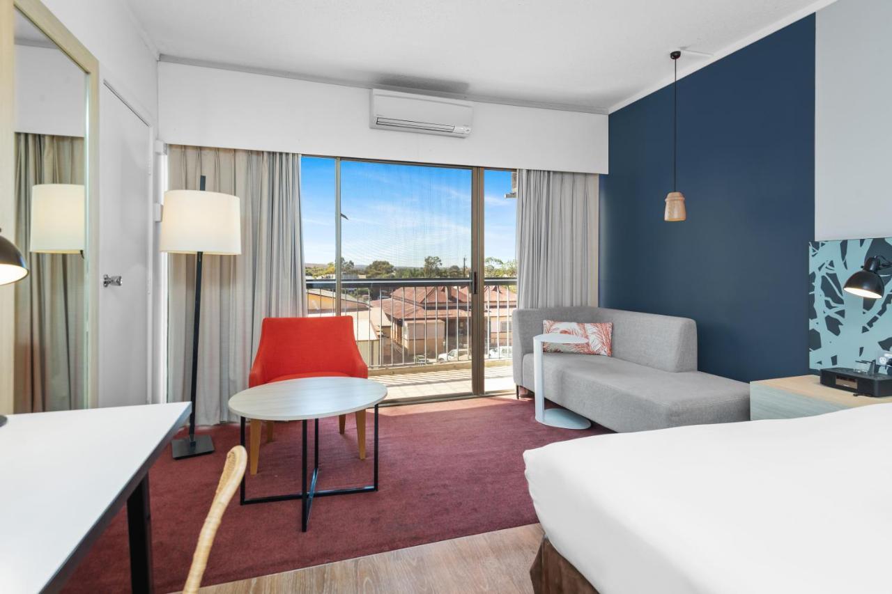 The Plaza Hotel Kalgoorlie Kültér fotó